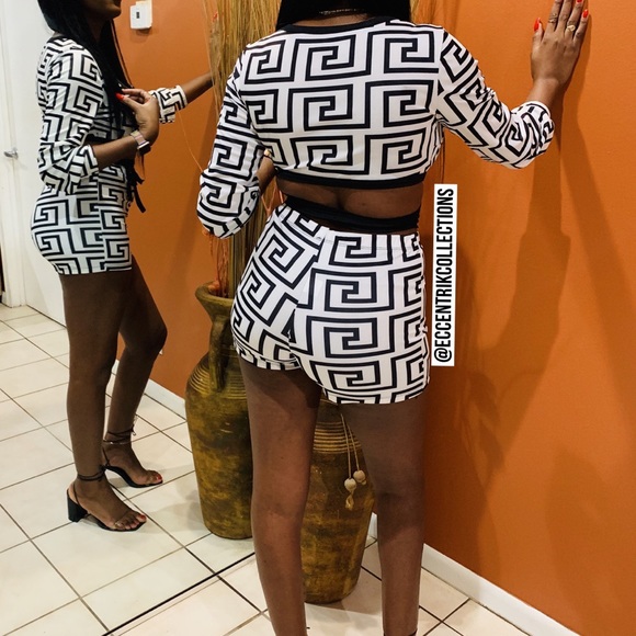 Two Piece Short Set - Picture 3 of 4